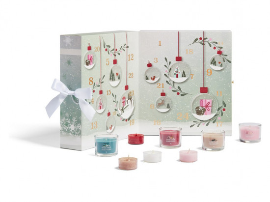 Adventní kalendář kniha, Aromatické svíčky Yankee Candle 24 ks + svícen-22352
