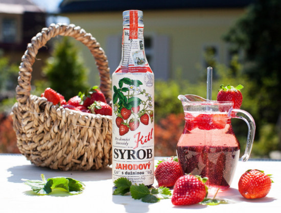 Hustý ovocný sirup, Kitl Syrob Jahoda s dužninou, 500 ml-19706