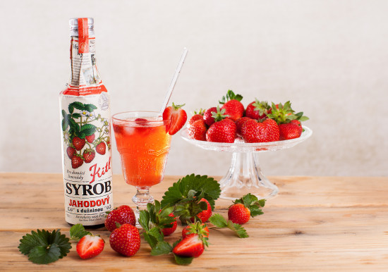 Hustý ovocný sirup, Kitl Syrob Jahoda s dužninou, 500 ml-19708
