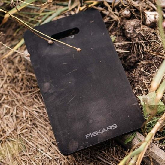 Podložka pod kolena Fiskars Solid, černá-27724