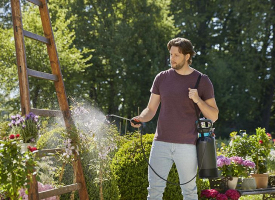 Ruční postřikovač Gardena COMFORT, tlakový, objem 5 l-9670