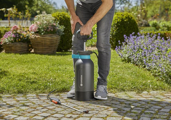 Ruční postřikovač Gardena COMFORT, tlakový, objem 5 l-9672