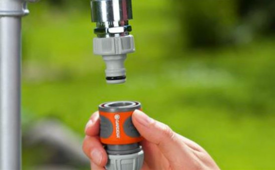 Šroubení Gardena, na kohoutek 33.3 mm (G 1")-9723