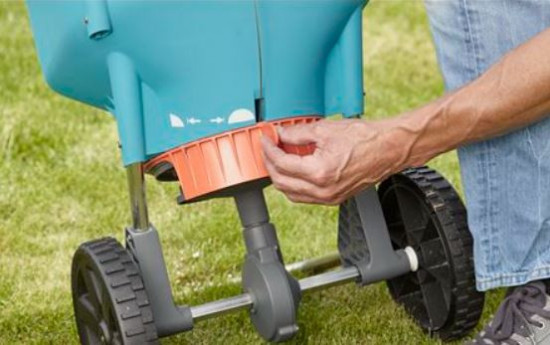 Sypací vozík Gardena XL, objem 18 l-9789