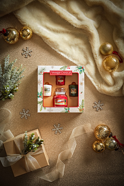 Vánoční dárková sada, Aromatické svíčky Yankee Candle 3 + 1 ks, Votivní + classic, hoření až 75 hod-4904