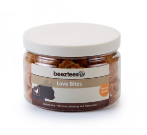 Pamlsek pro kočky s kuřecím a sezamem, LOVE BITES, 90 g